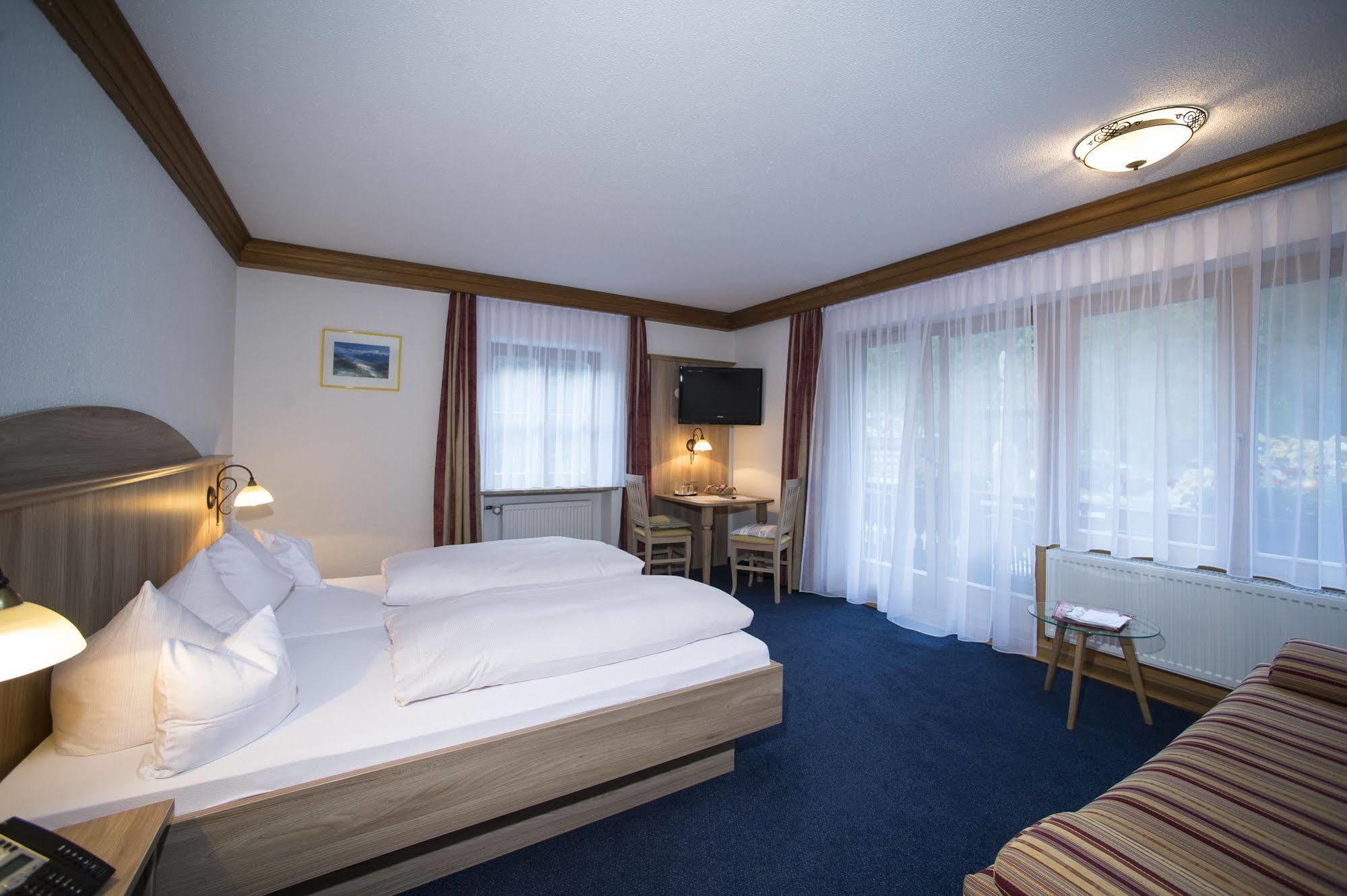 Aktivhotel & Gasthof Schmelz Ihr Urlaubs Hotel In Inzell Mit Wellness Hallenbad, Alpensauna & Dampfbad Ngoại thất bức ảnh